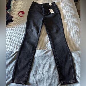 Women’s Judy Blue skinny jeans.  High waist.  Black